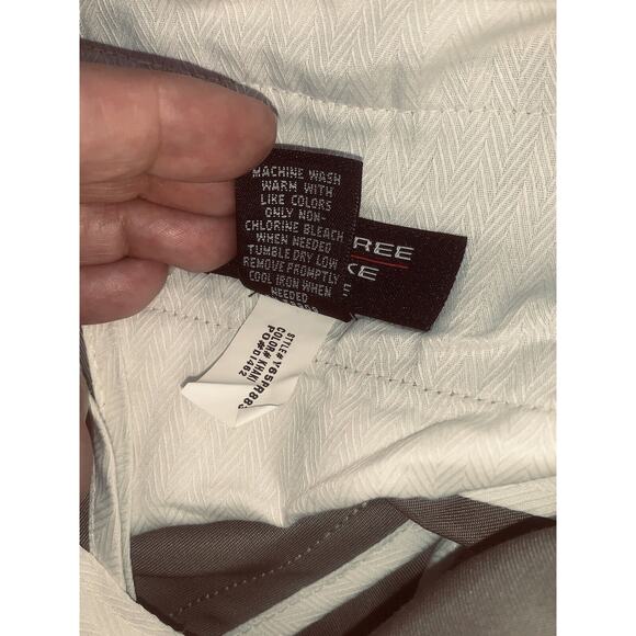 Roundtree Yorke Dress Pants Mens 36 x 30 Pleated Slacks Easy Care Trousers Khaki - Picture 9 of 10